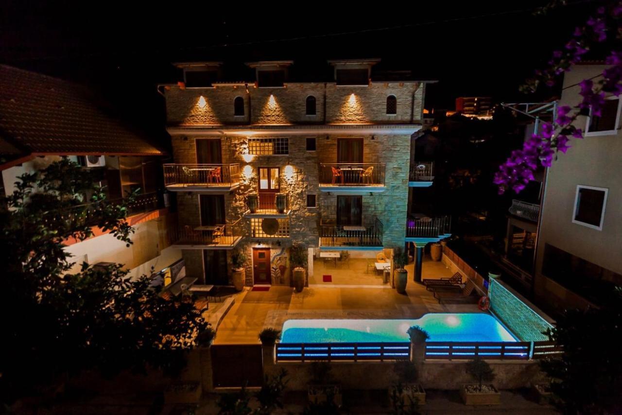 Leda Suites Parga Exterior photo